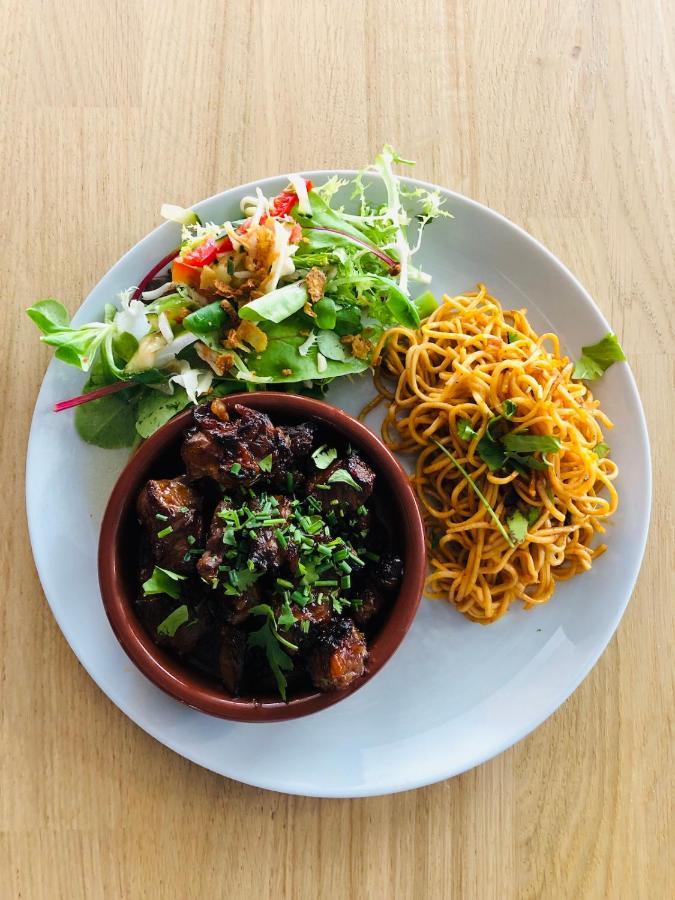 Hotel Restaurant La Place Saint-Amand-Mont-Rond Zewnętrze zdjęcie